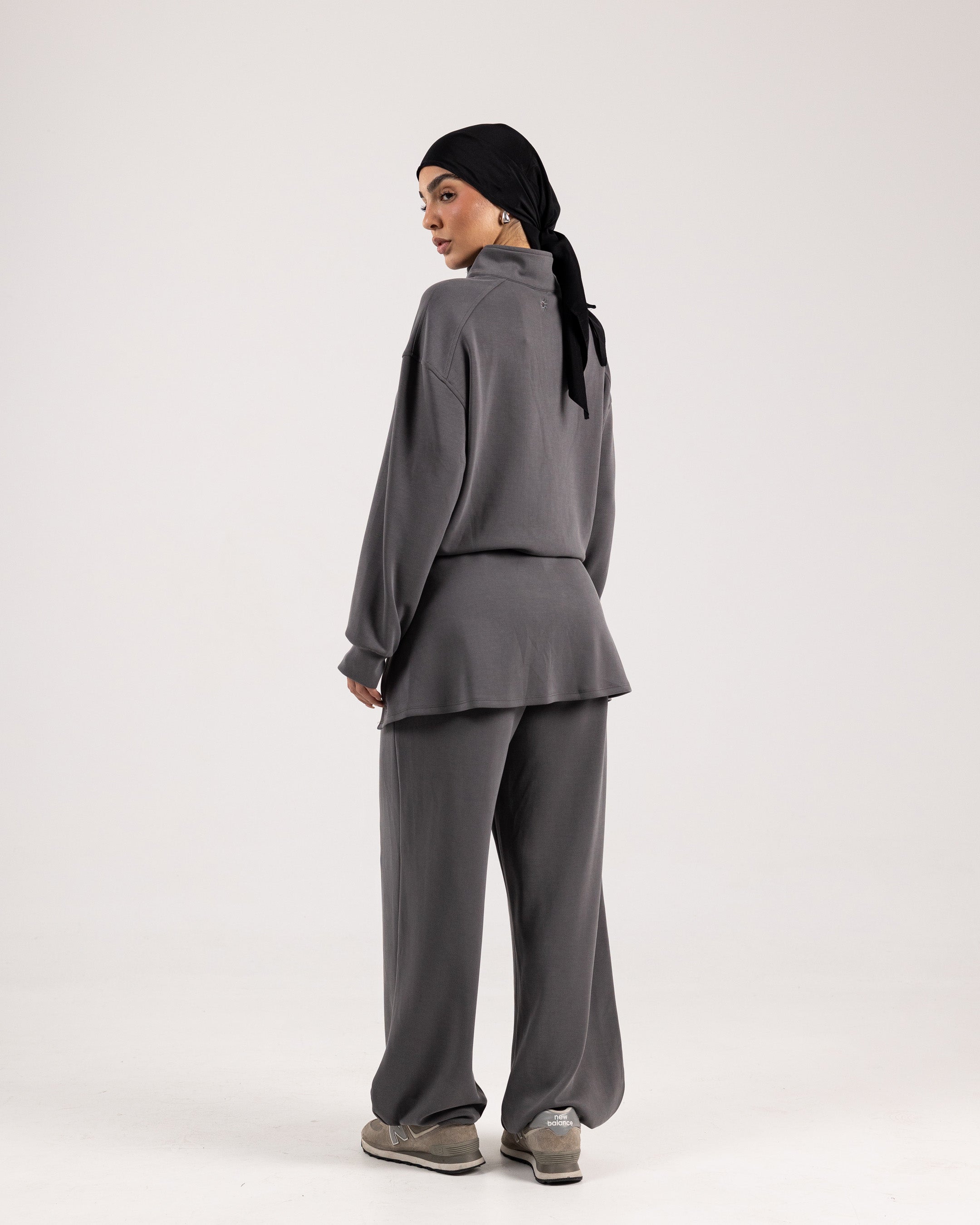 まあ Adjustable Half-Zip Sweatshirt - Gray – MAYOO MENA