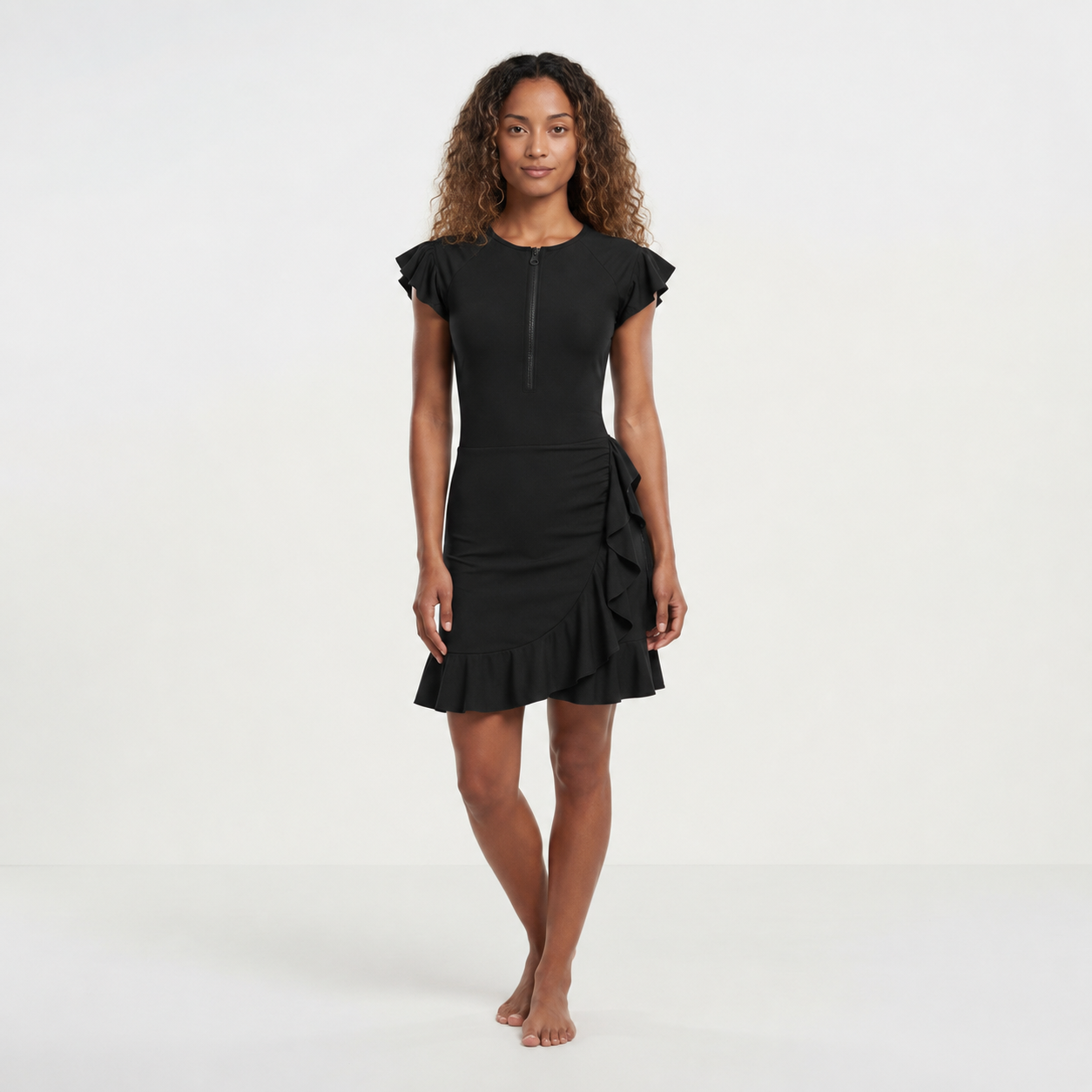 Coast_Short_sleeves_swimsuit_black_d4d6f2ac-ac8a-4841-a07b-c7bd599f7ab7.png