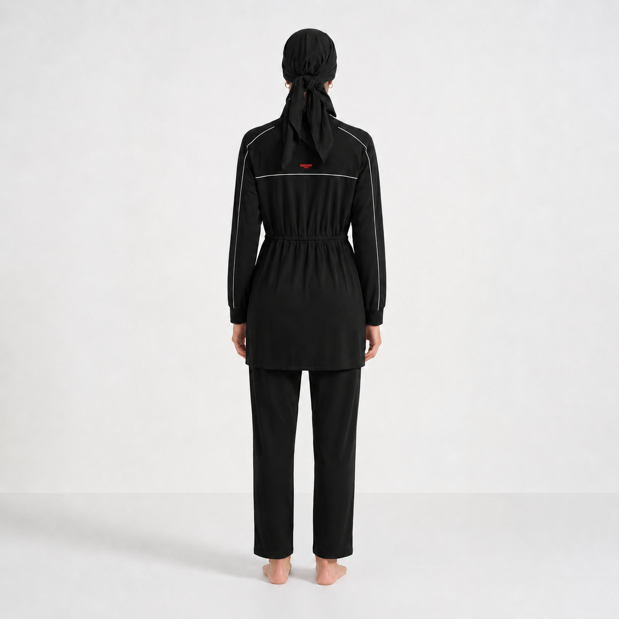 Current_Burkini_black_back_png.png